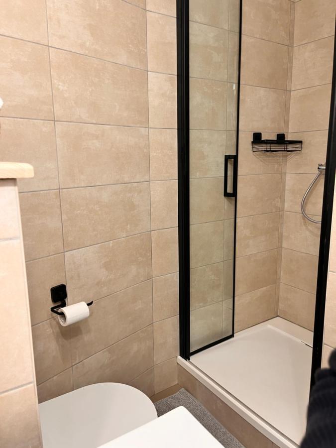 Appartement 2 Chambres Avec Parking Pontarlier Kültér fotó